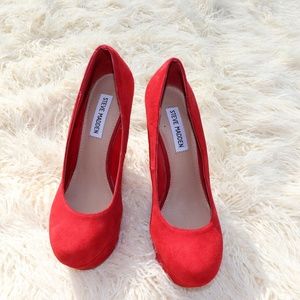 STEVE MADDEN RED SUEDE LEATHER PLATFORM SZ 7.5M